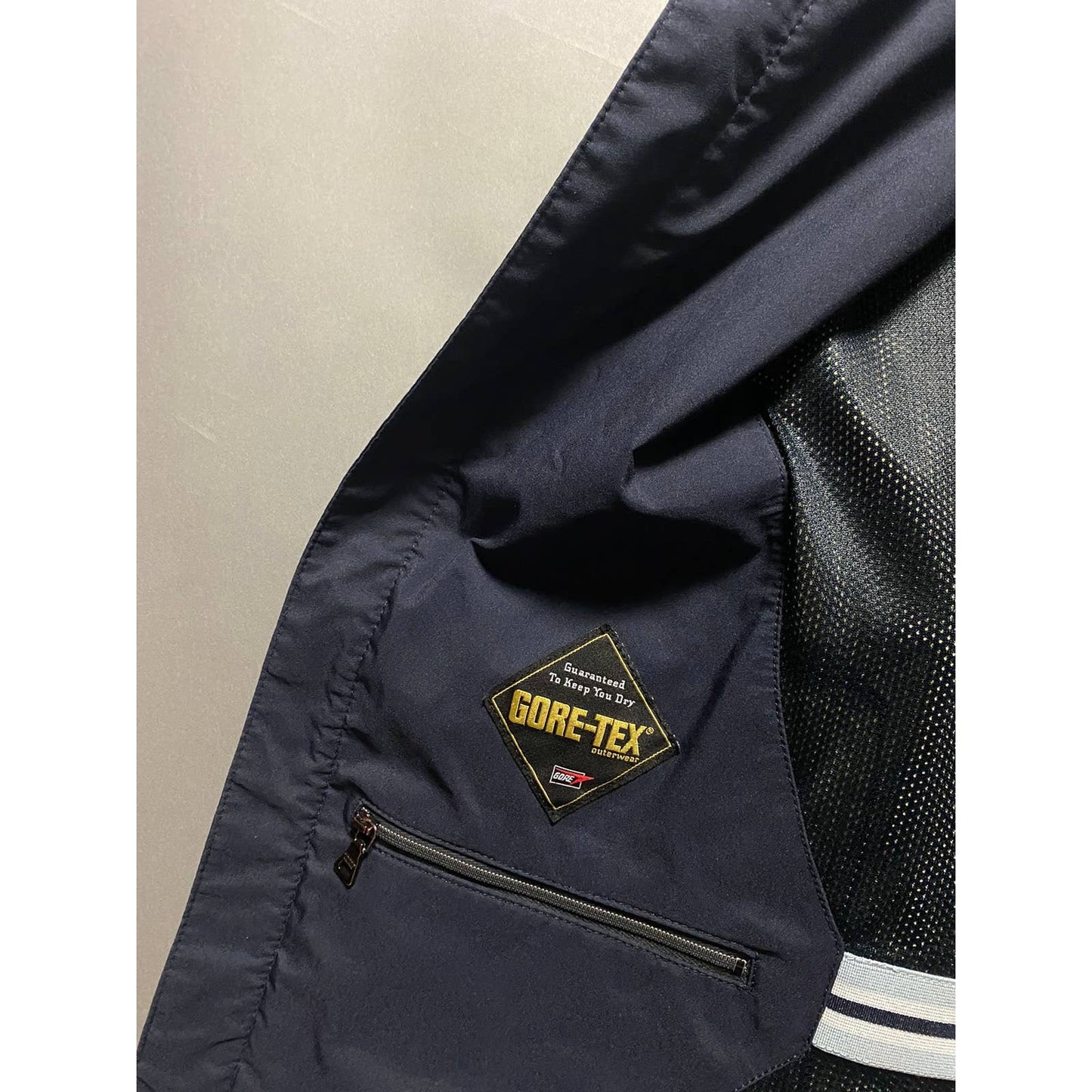 Prada nylon jacket Goretex navy red tab vintage