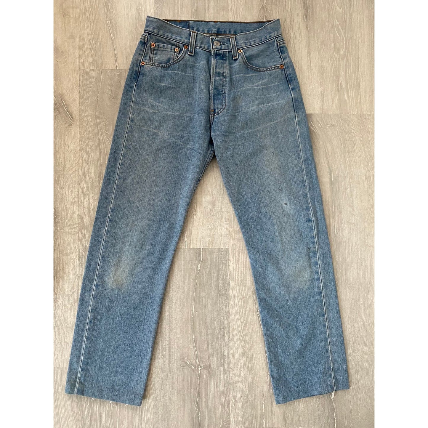 90s Levi’s 501 vintage baby blue jeans denim pants