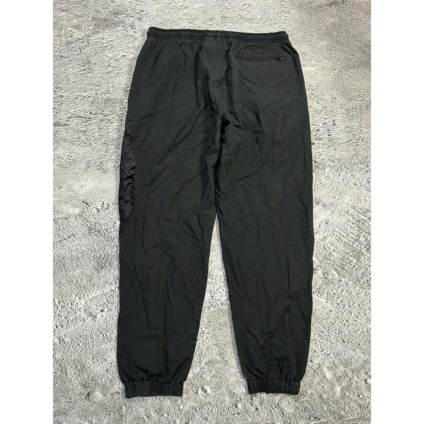 Nike vintage black parachute pants 2000s cargo drill Y2K