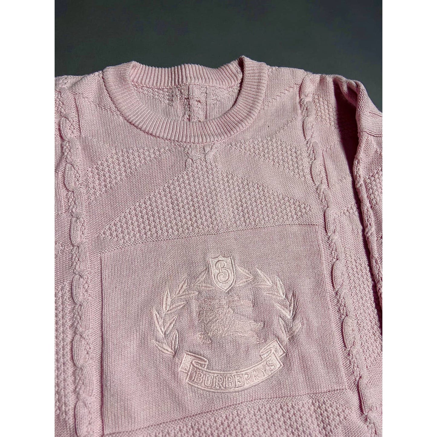 Burberrys sweater big logo vintage pink