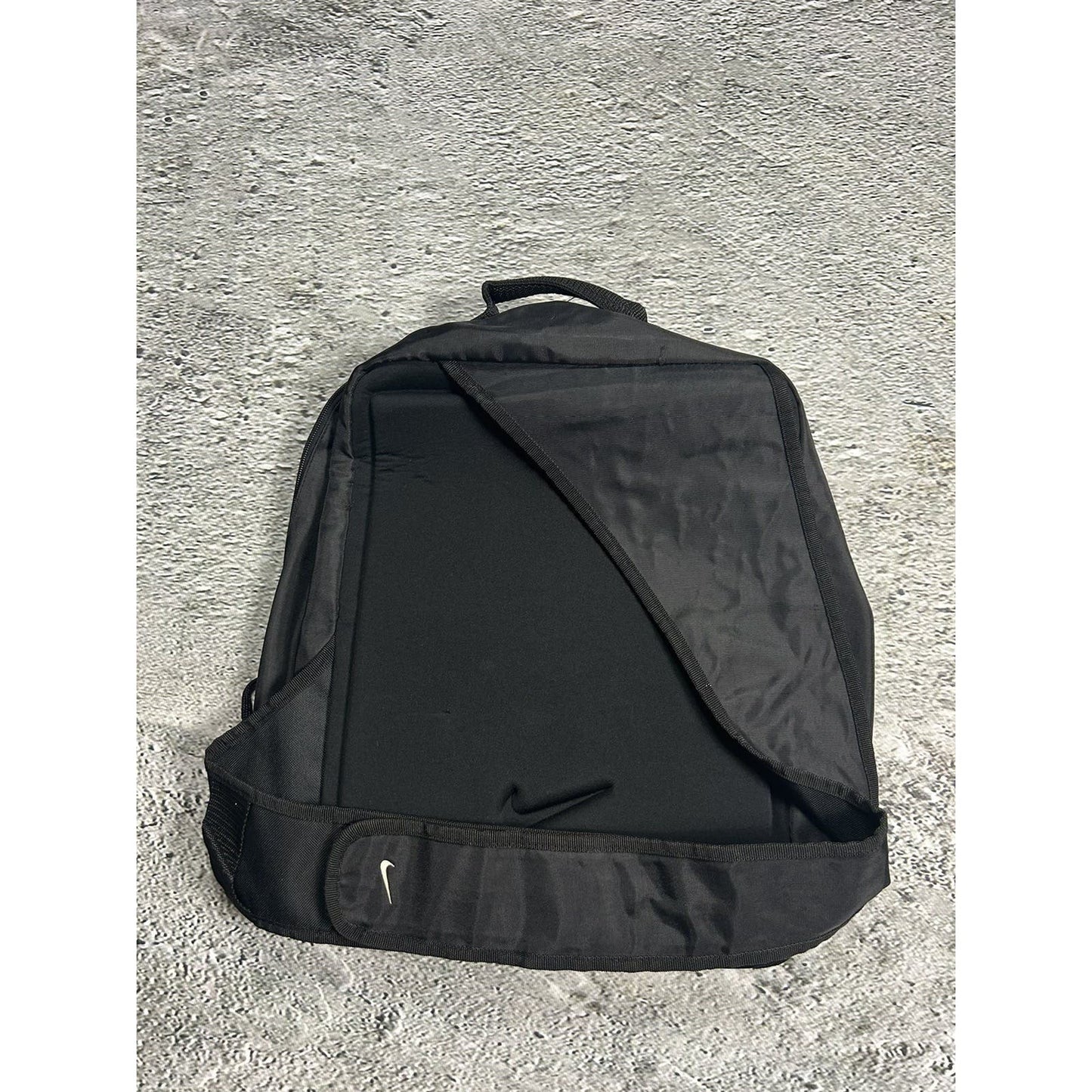 Nike sling bag vintage black Y2K