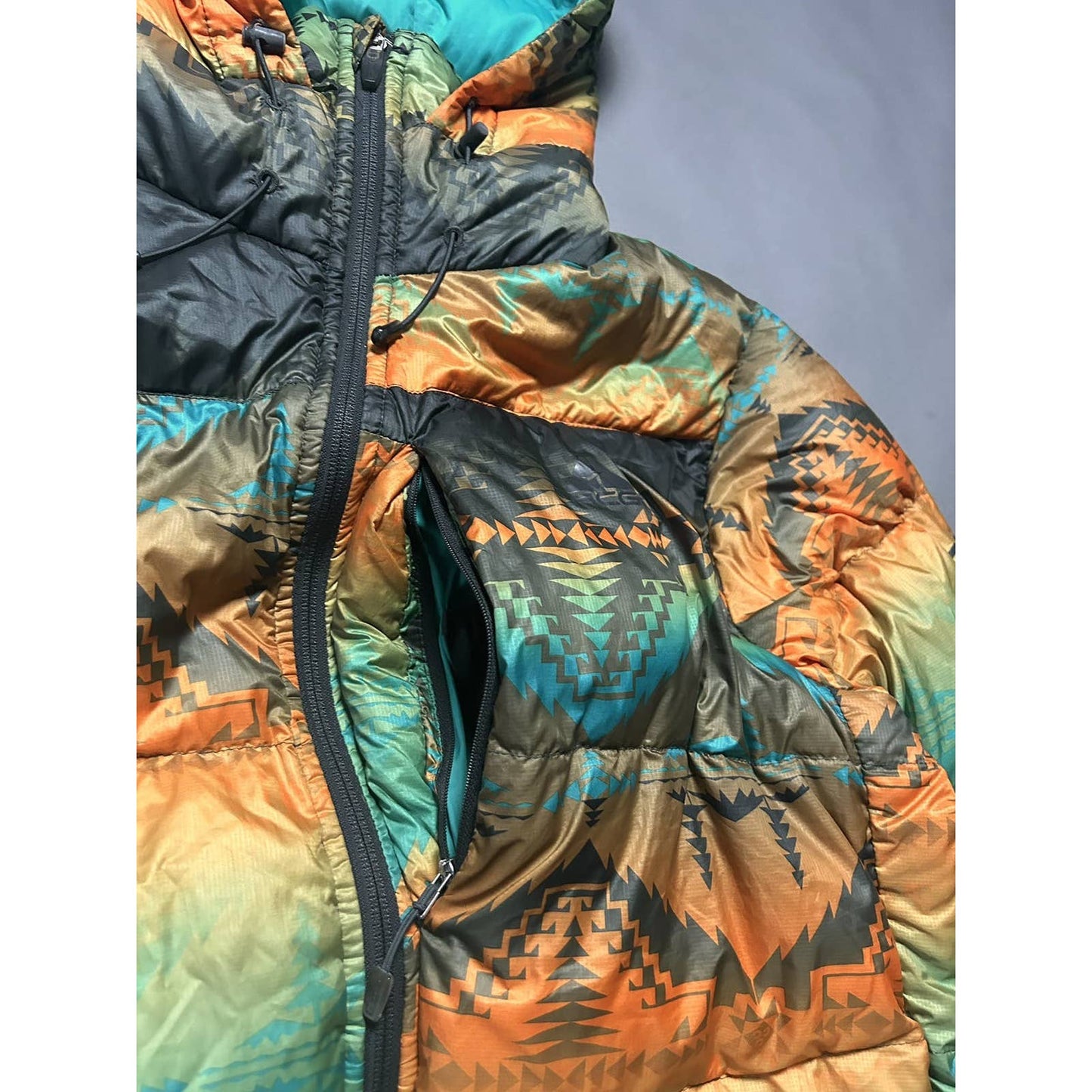 Nike ACG vintage jacket small logo multicolor Aztec abstract