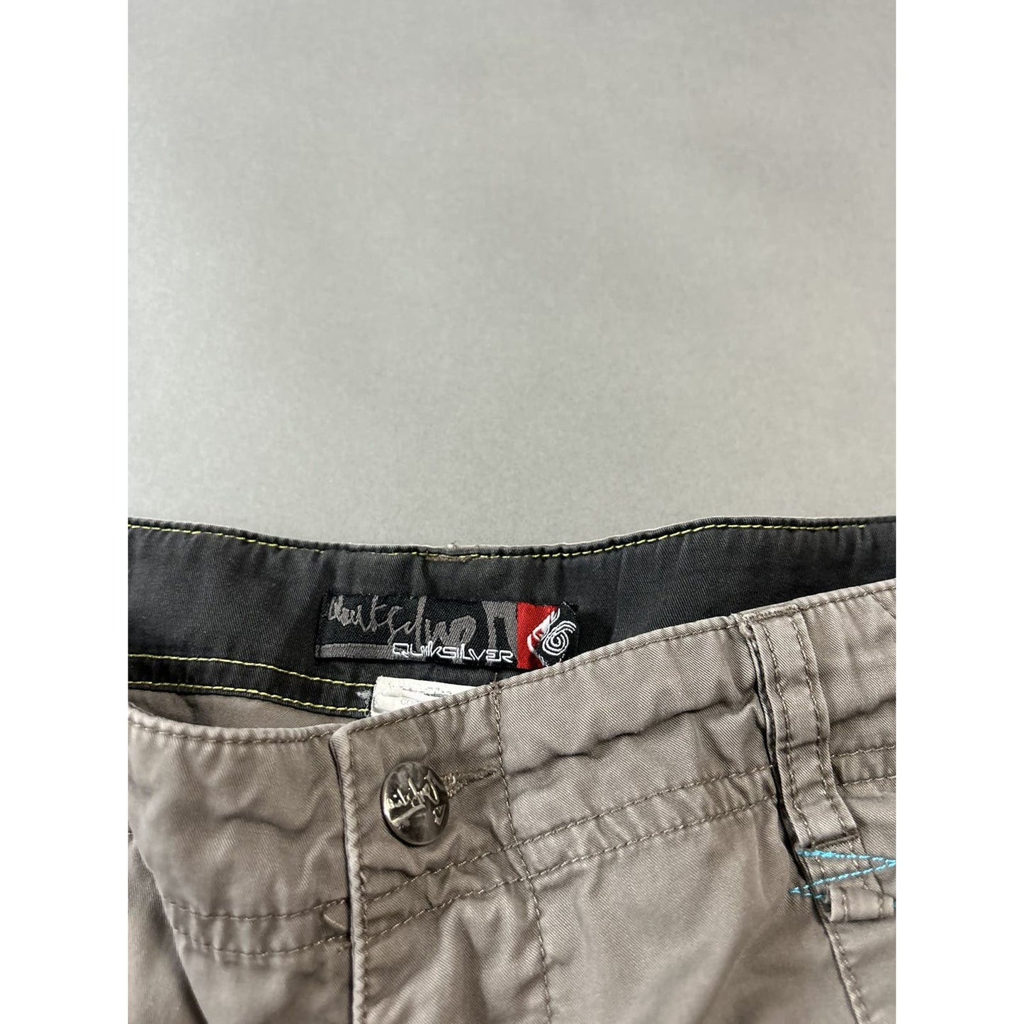 Quiksilver shorts beige Y2K vintage surf