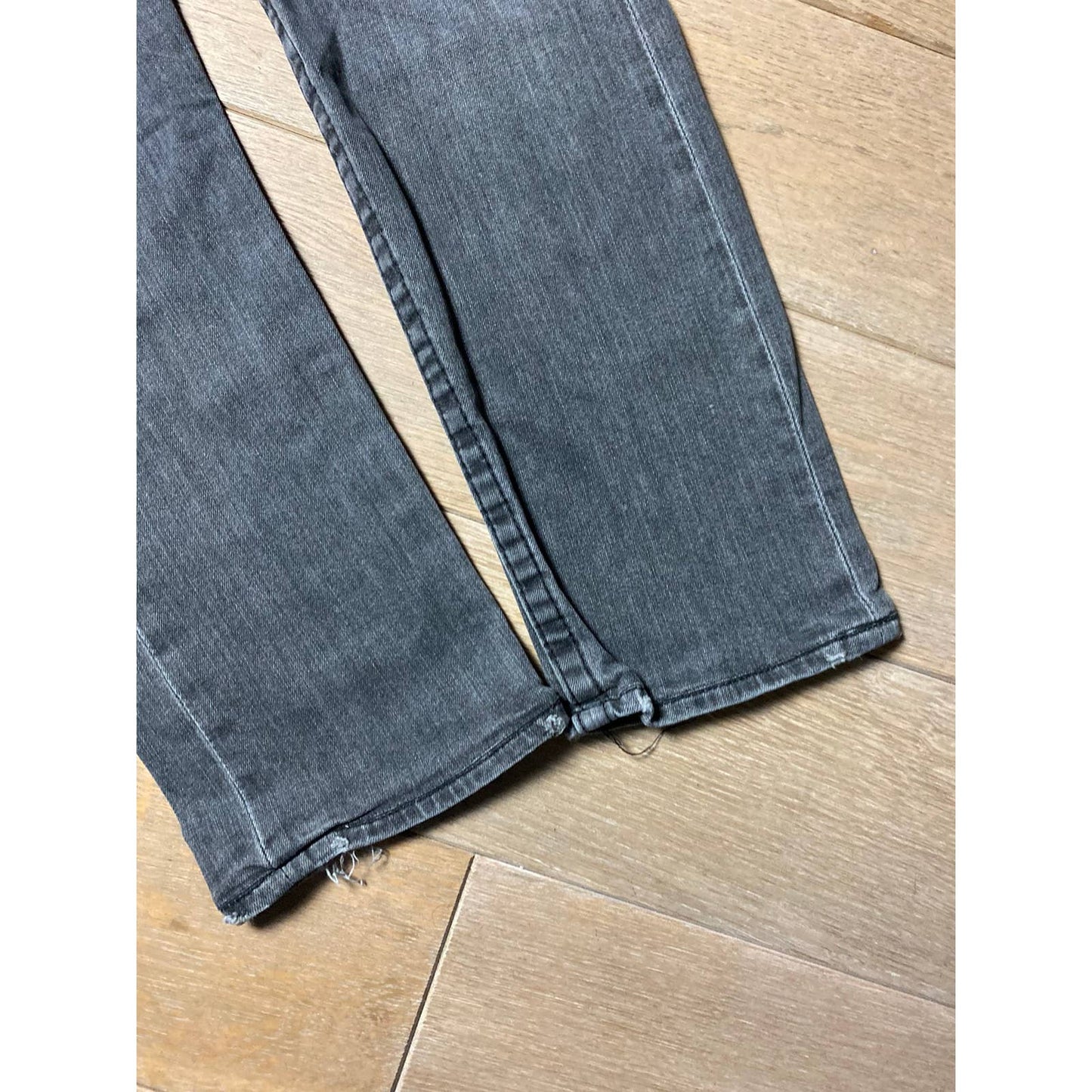 True Religion vintage grey jeans black thick stitching Y2K