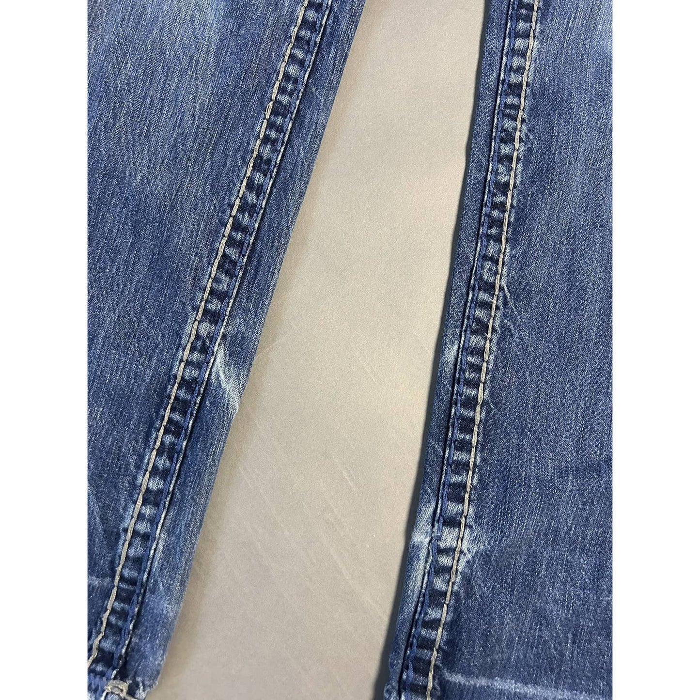 True Religion vintage blue jeans grey thick stitching