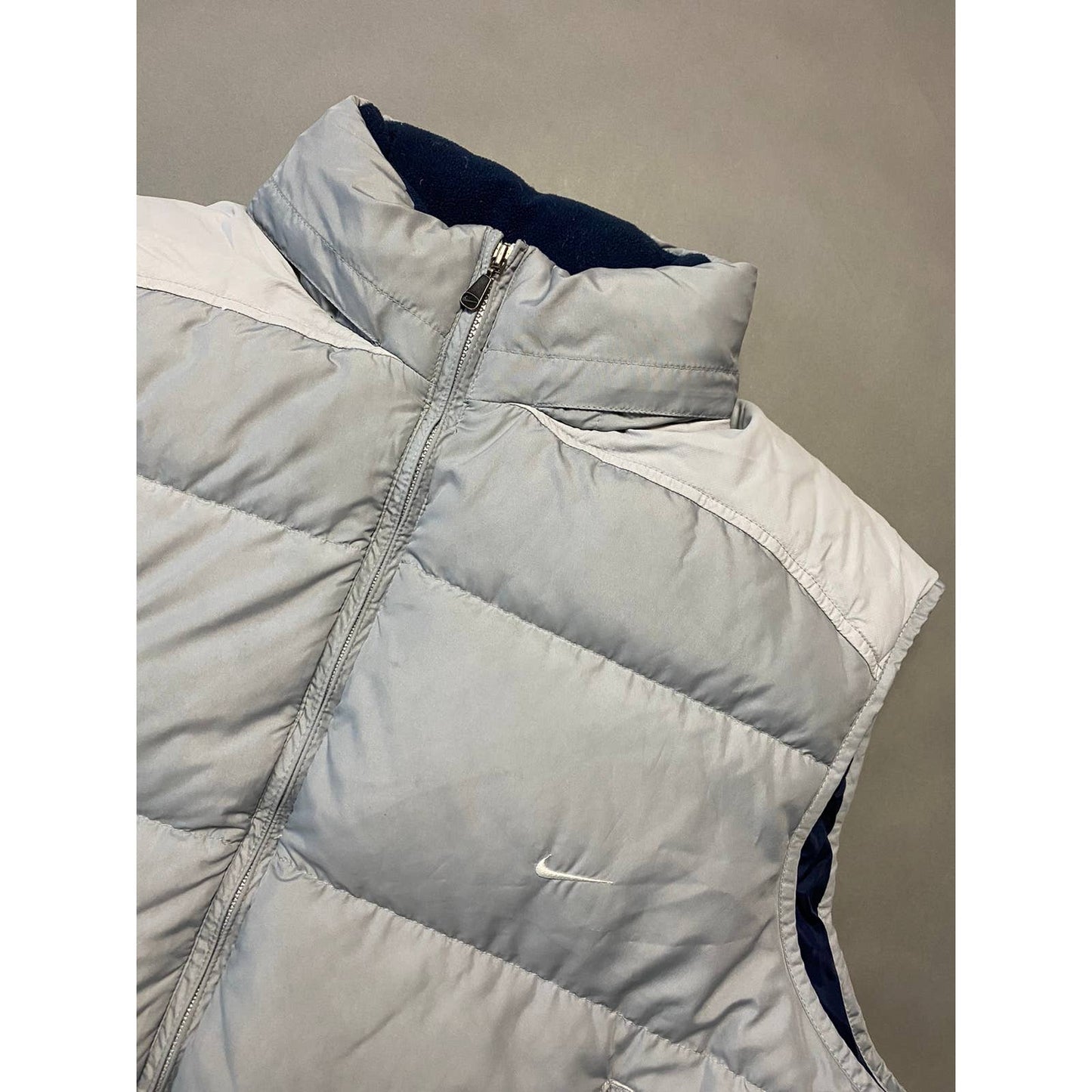 Nike vintage light grey puffer vest small swoosh 2000s