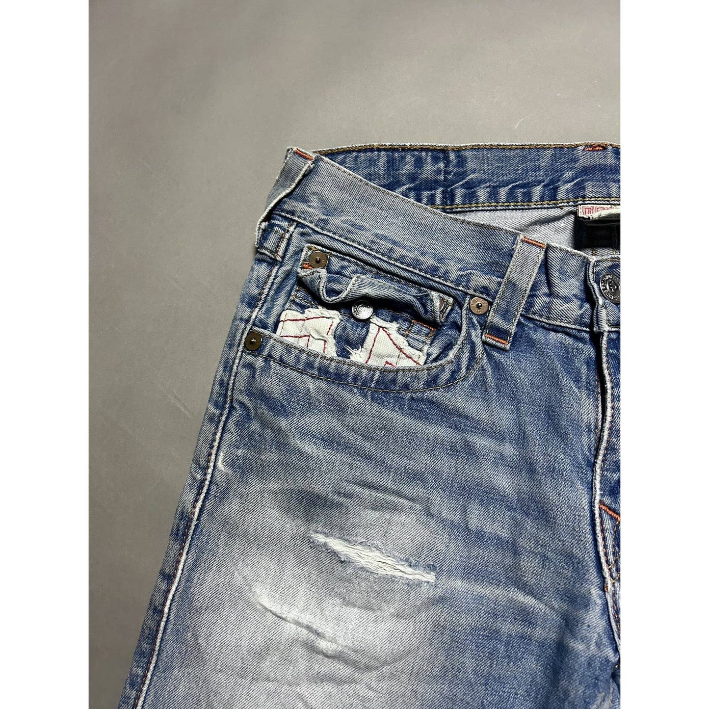 True Religion vintage blue jeans white big logo