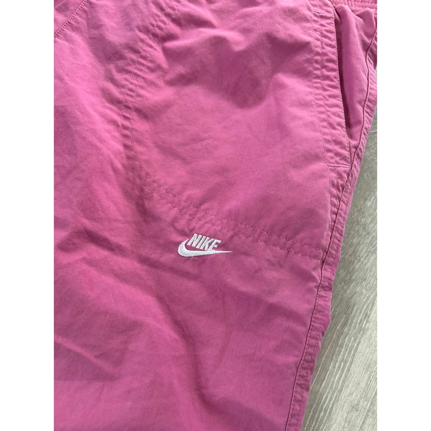 Nike vintage Pink shorts track pants small logo 2000s capri