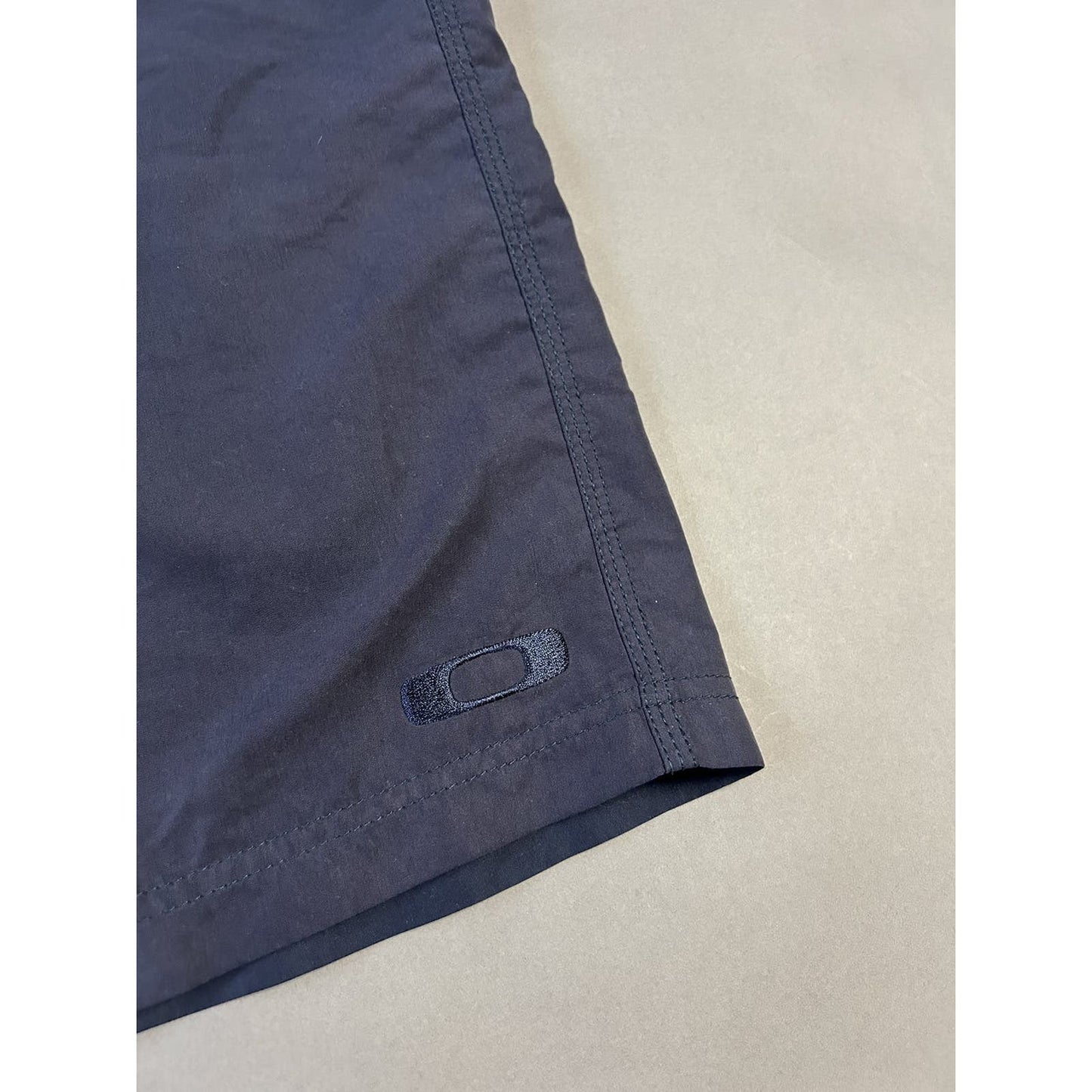 Oakley shorts navy small logo Y2K vintage