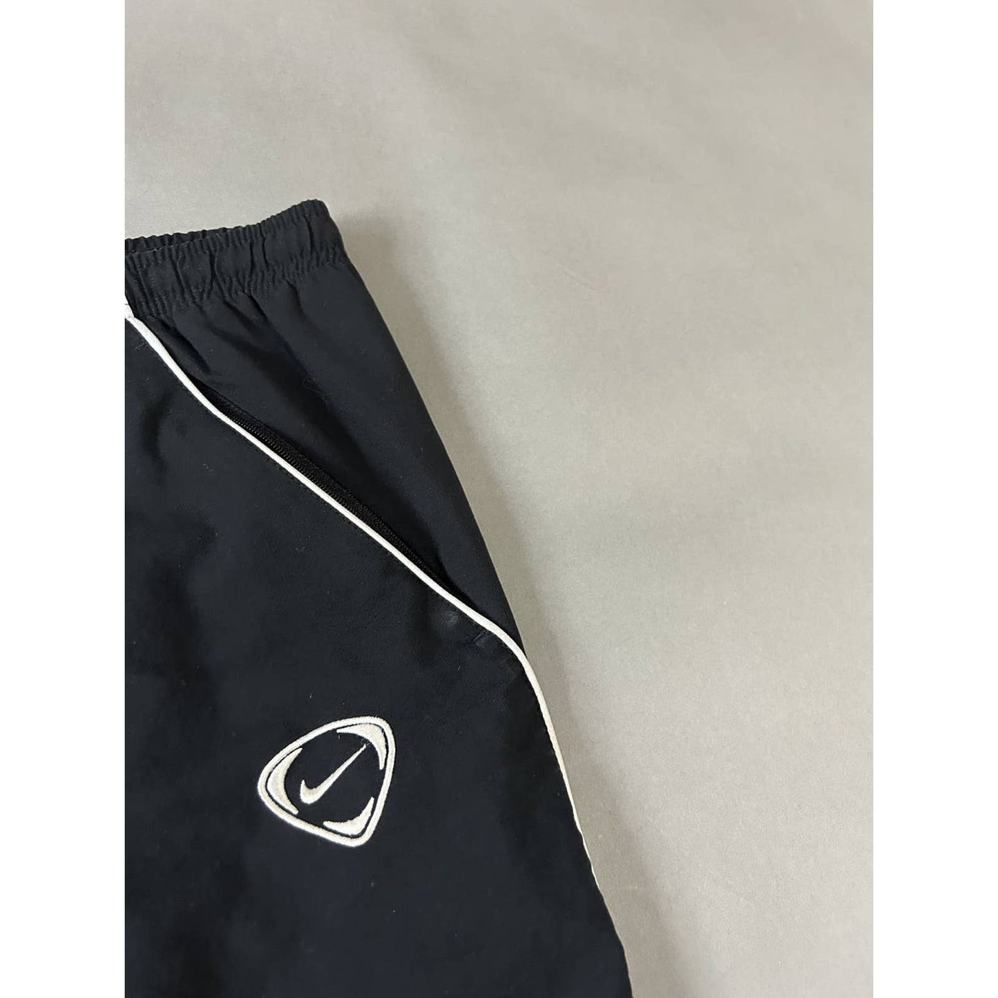 Nike nylon track pants parachute small logo 2000s