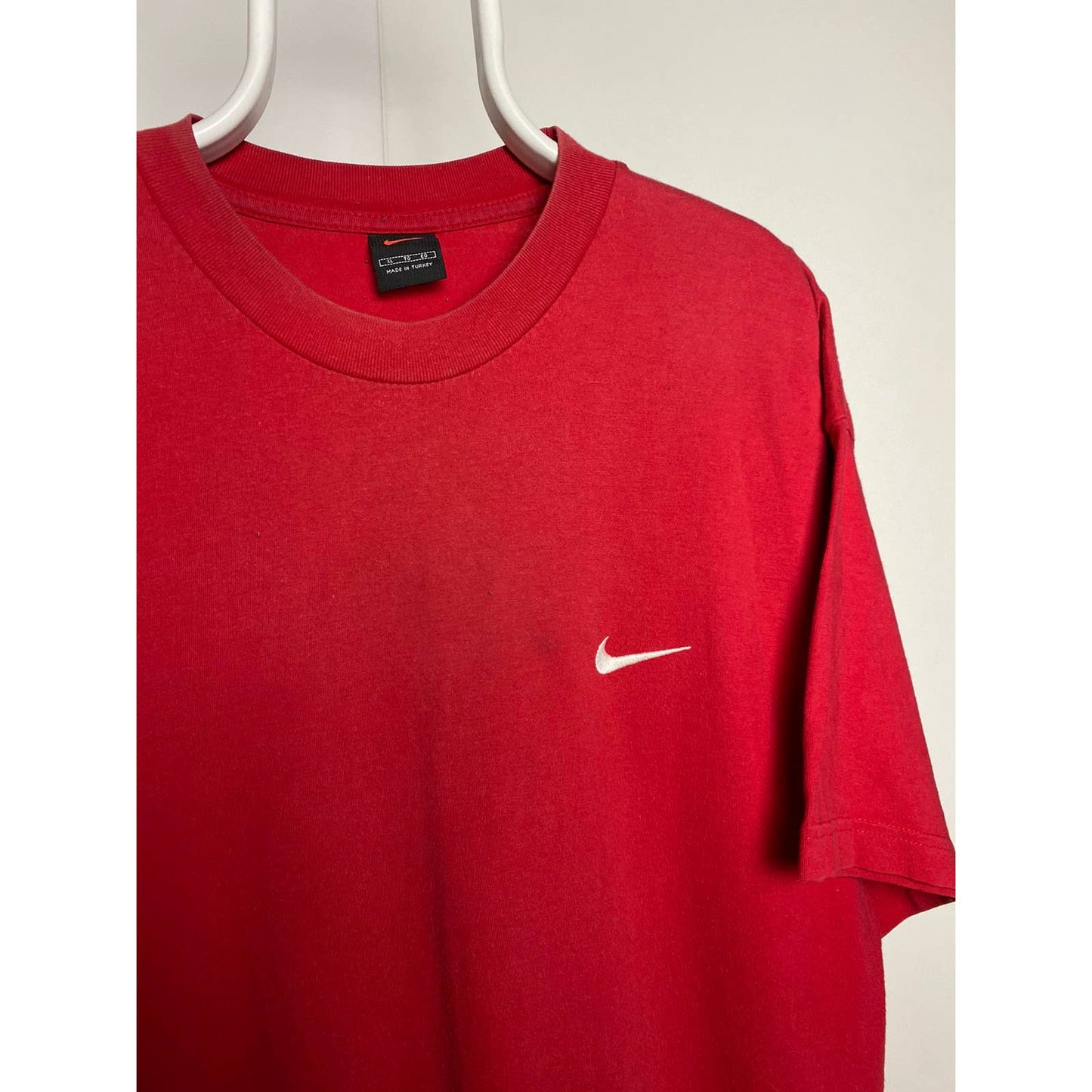 Nike vintage small swoosh T-shirt red 90s