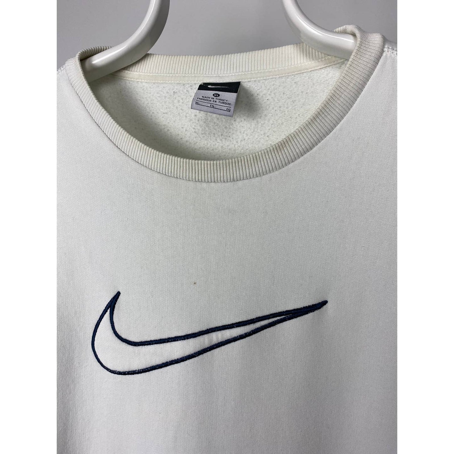 Nike big center swoosh sweatshirt white vintage style