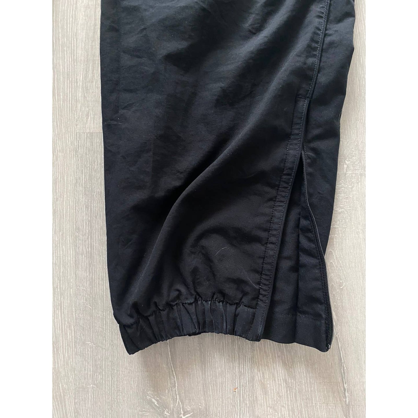 Nike vintage black track pants small swoosh parachute