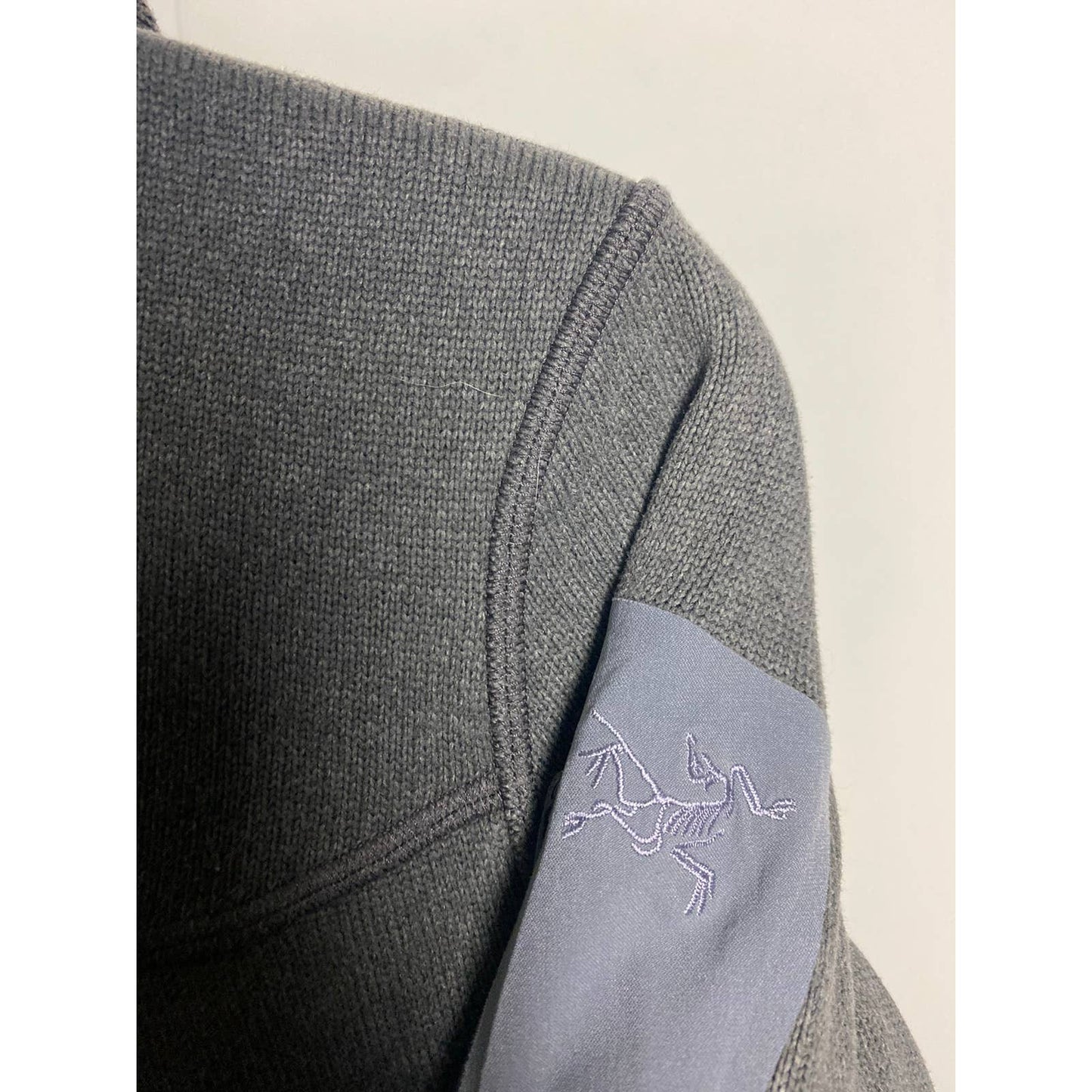 Arc’teryx vintage grey fleece zip hoodie
