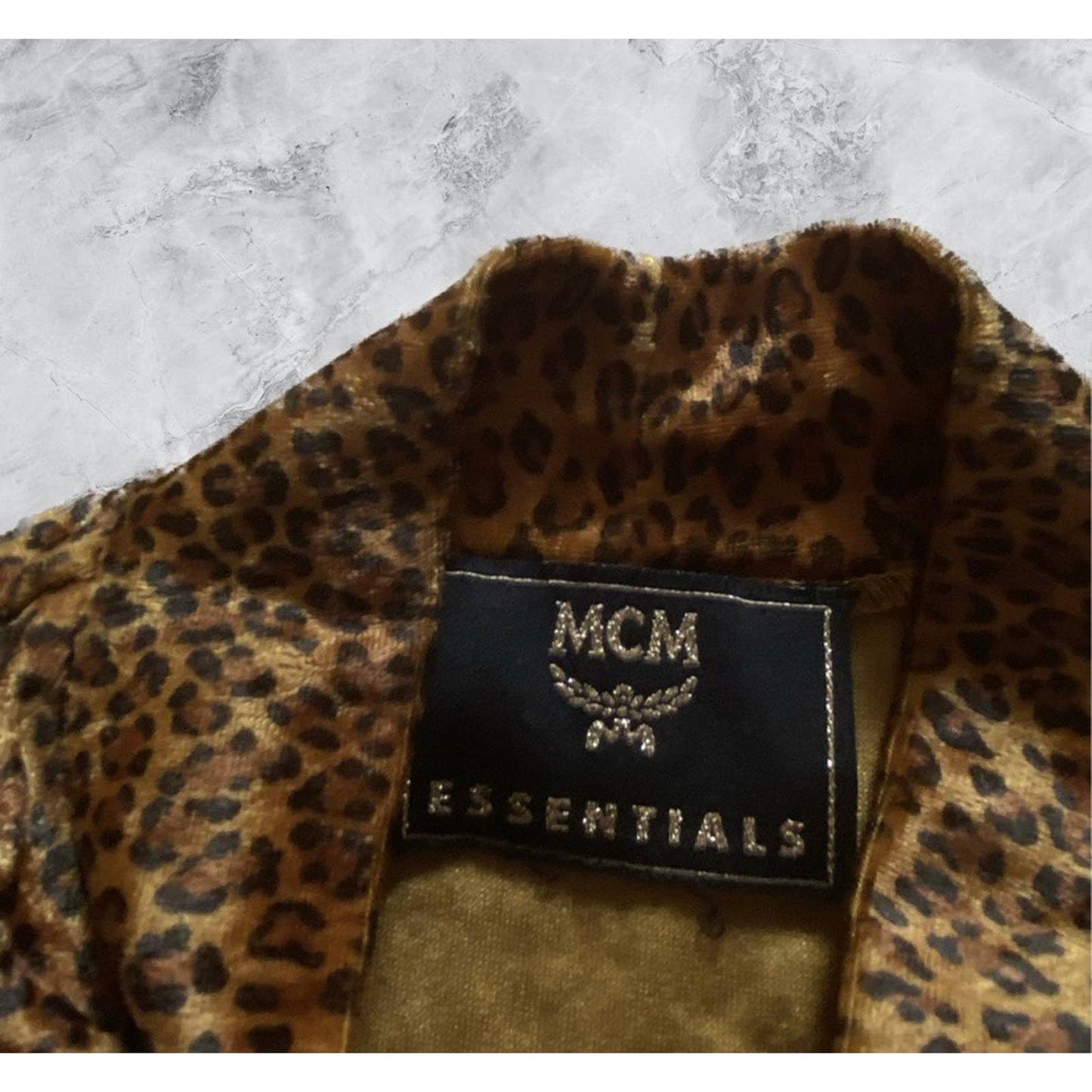 MCM Essentials cheetah leopard turtleneck vintage