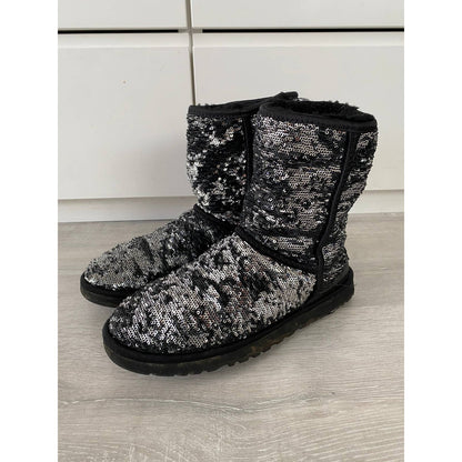 Ugg Australia uggs silver vintage boots pinterest y2k