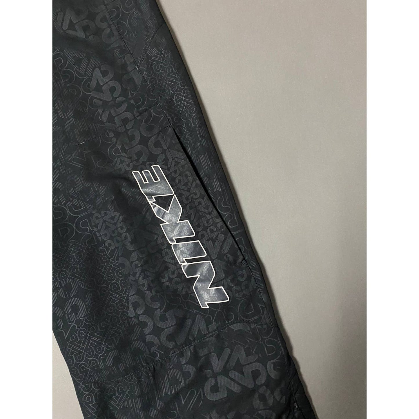 Nike vintage black track pants big logo cargo multi pocket