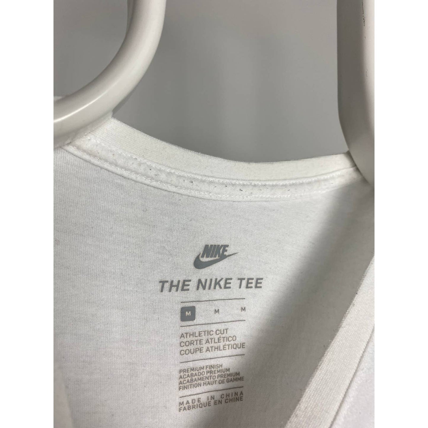 Nike TN white T-shirt central logo swoosh