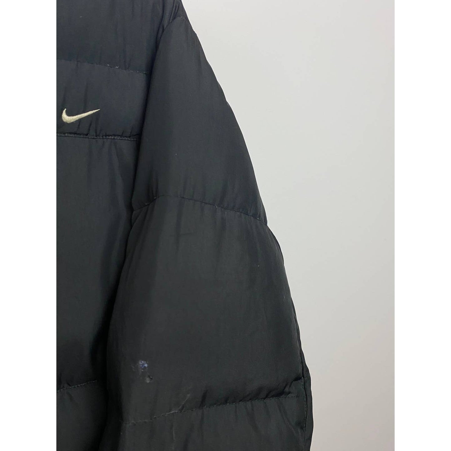 Nike vintage black cargo puffer jacket small swoosh 2000s