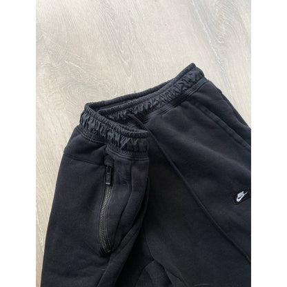 Nike tech fleece black sweatpants small logo