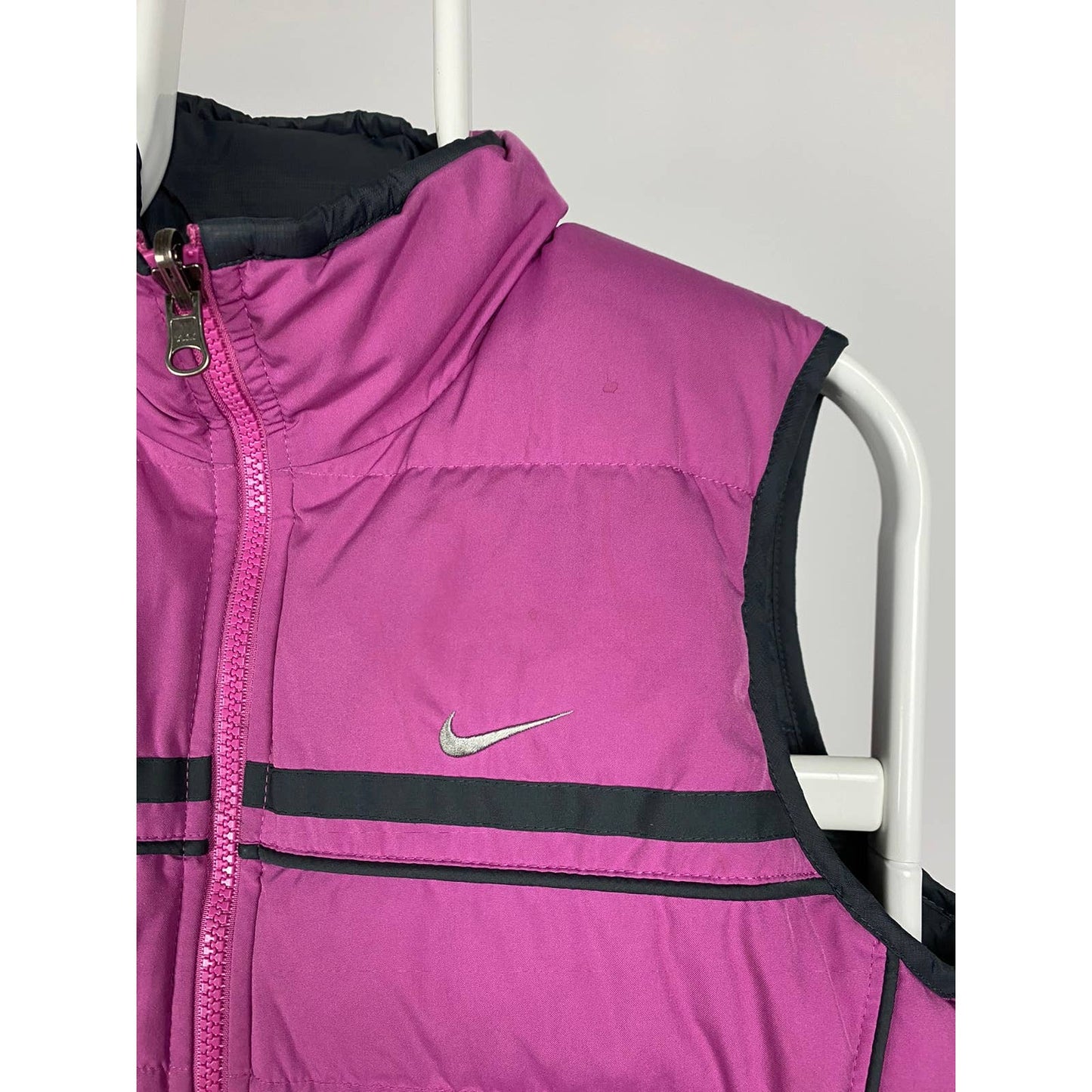 Nike vintage black pink reversible puffer vest small swoosh