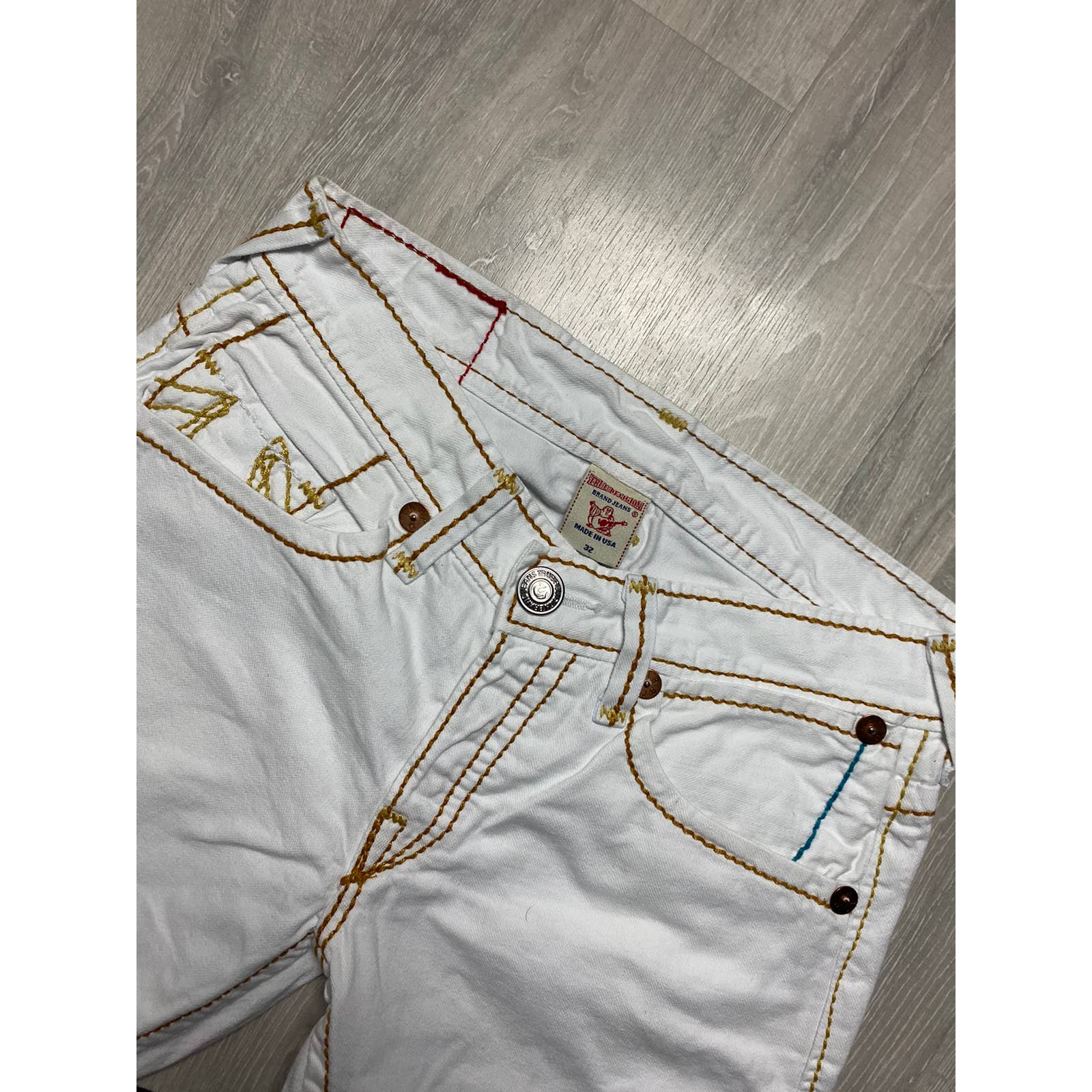 White and gold true best sale religion jeans