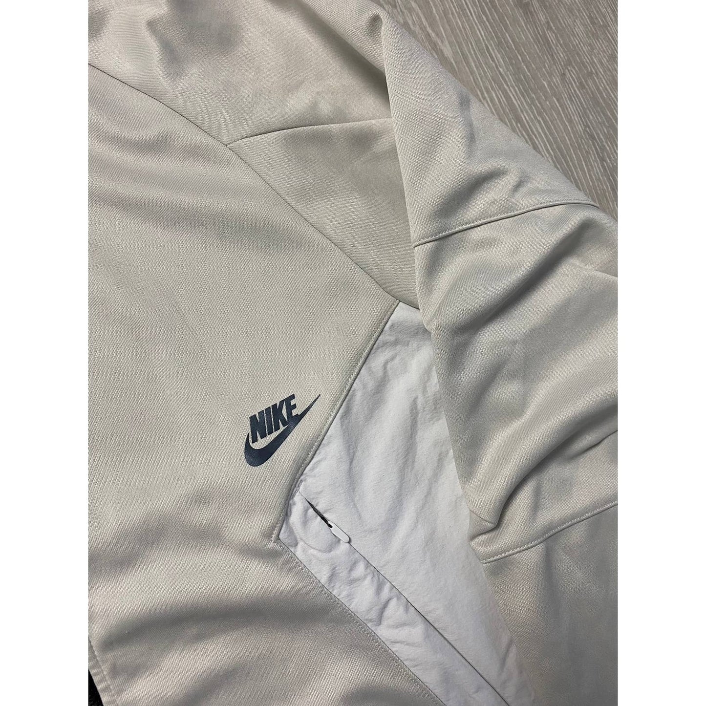 Nike Air Max vintage track suit cream beige tech fleece
