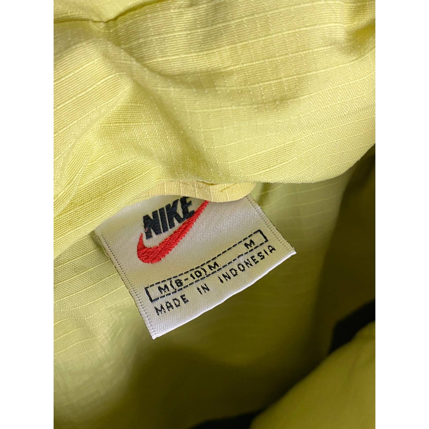 90s Nike vintage spell out puffer jacket small swoosh