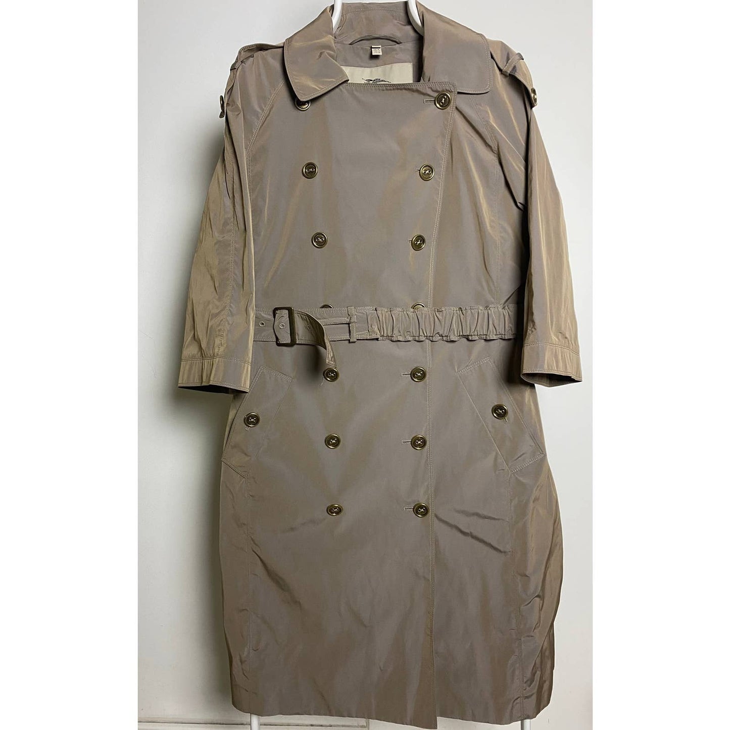 Burberry coat double-breasted beige