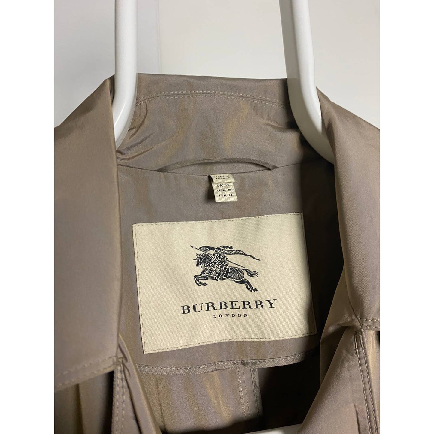 Burberry coat double-breasted beige