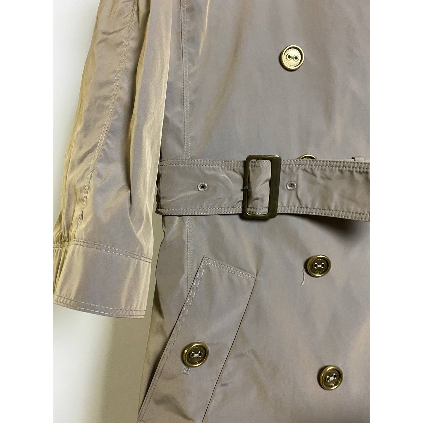 Burberry coat double-breasted beige