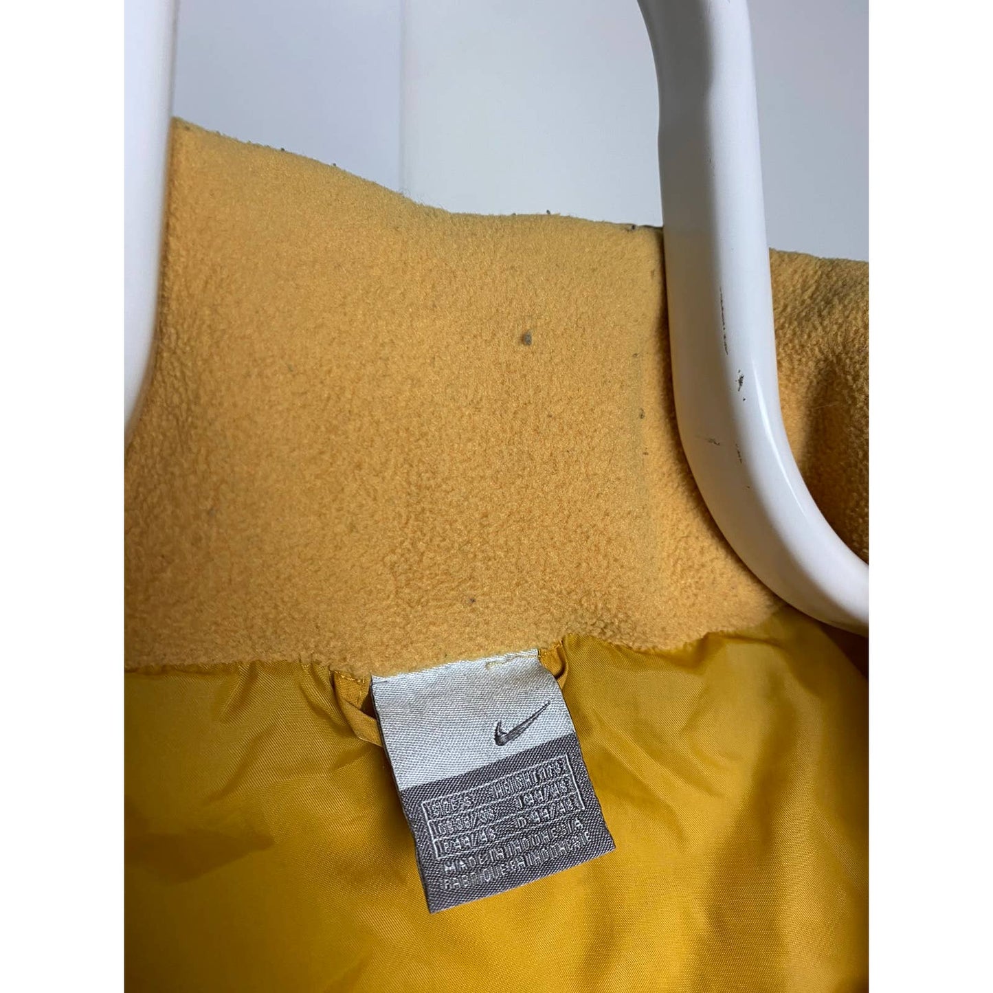Nike vintage yellow puffer vest small swoosh 2000s