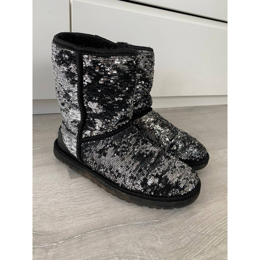 Ugg Australia uggs silver vintage boots pinterest y2k